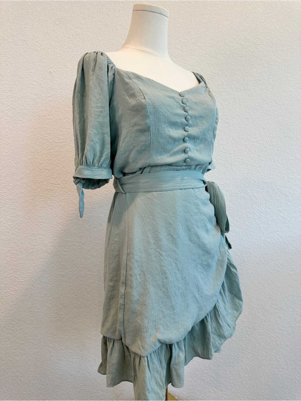 The Clothing Company Sage Green Puff Sleeve Wrap Mini Dress Size Large - Picture 3 of 8